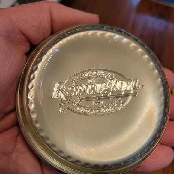 Remington Shotgun Glass Dome Pewter Paperweight ~ Vintage? ~ Advertising ~ Rifle - Picture 10 of 15